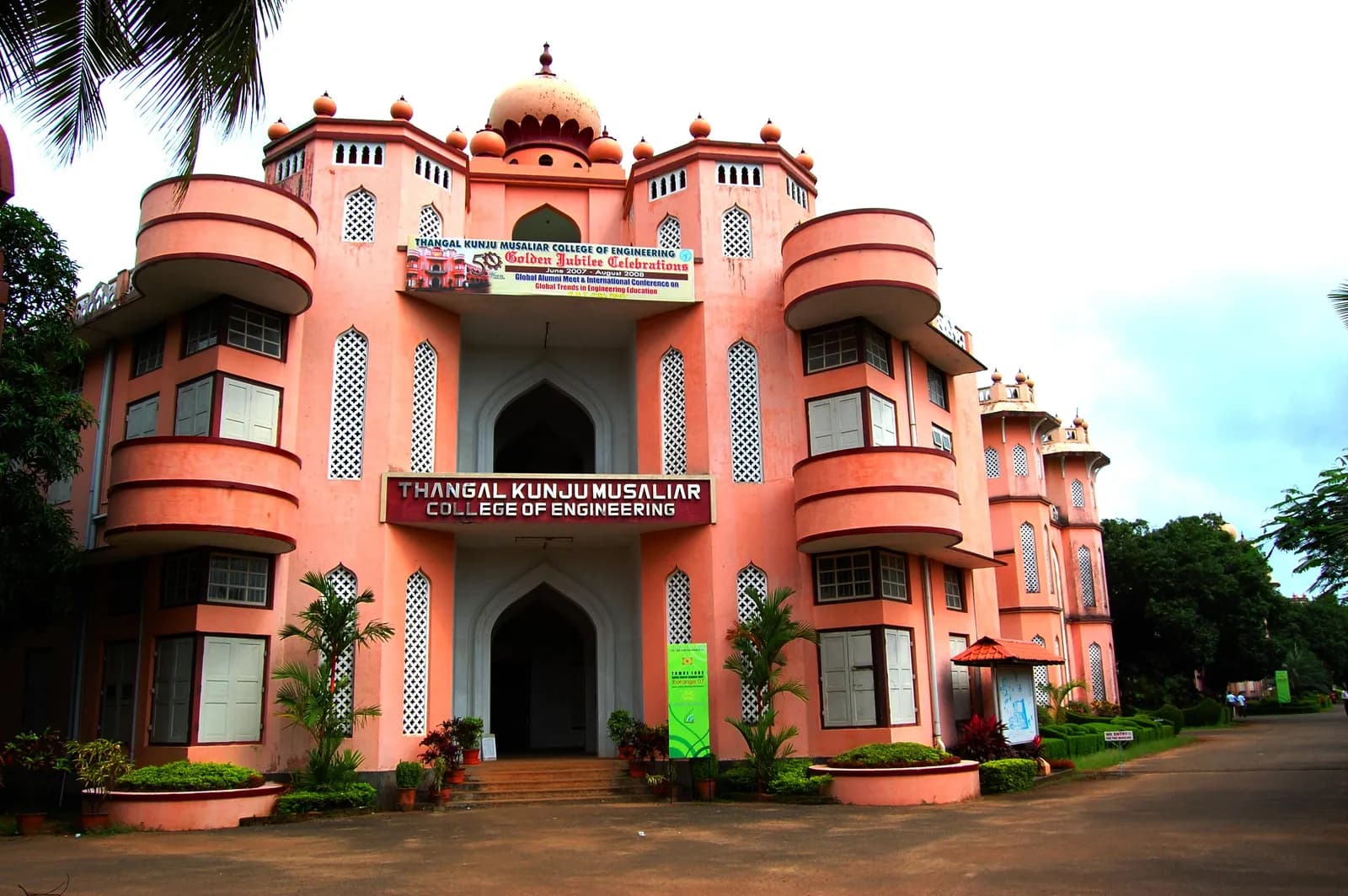 TKM College of Engineering Department of Architecture campus