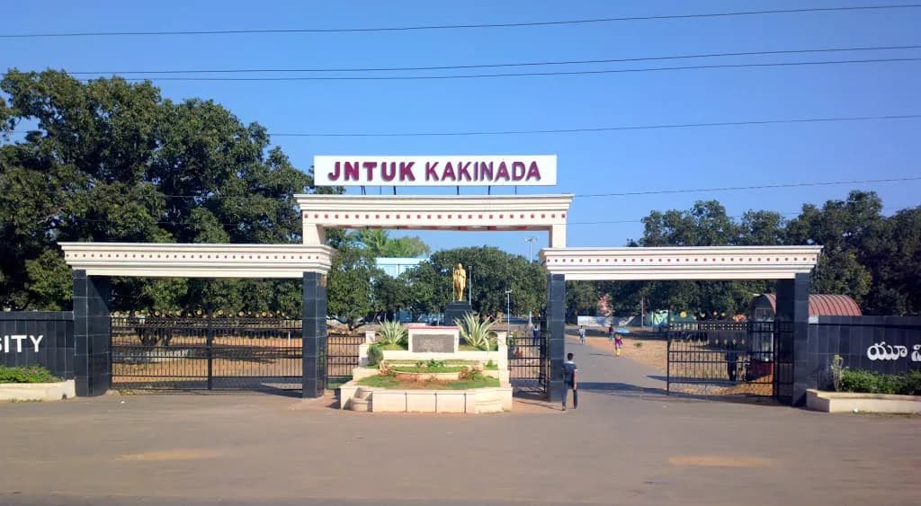 JNTU Kakinada University College of Engineering campus